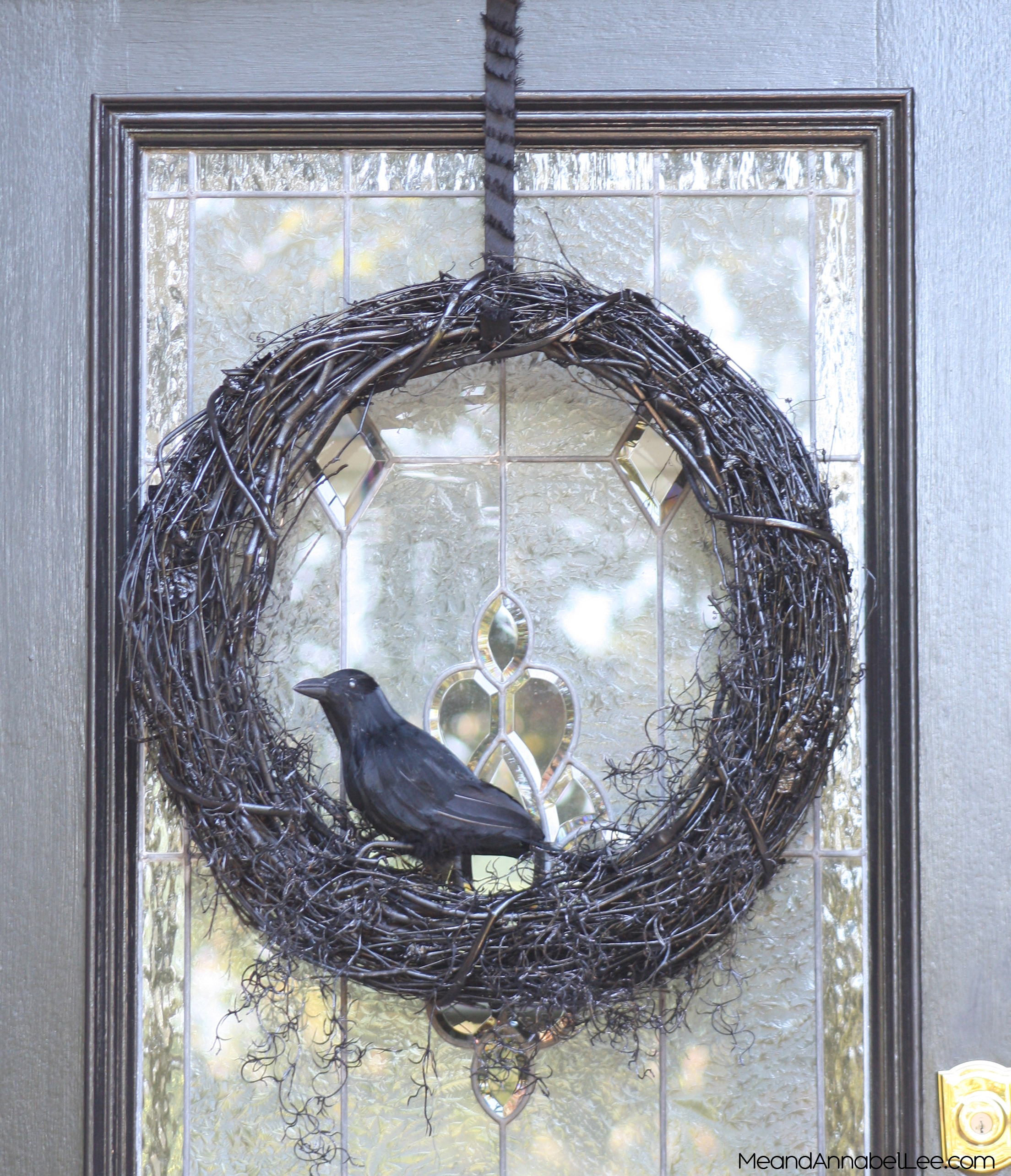 DIY Halloween Wreath - Halloween Front Door - Edgar Allen Poe Wreath - www.MeandAnnabelLee.com