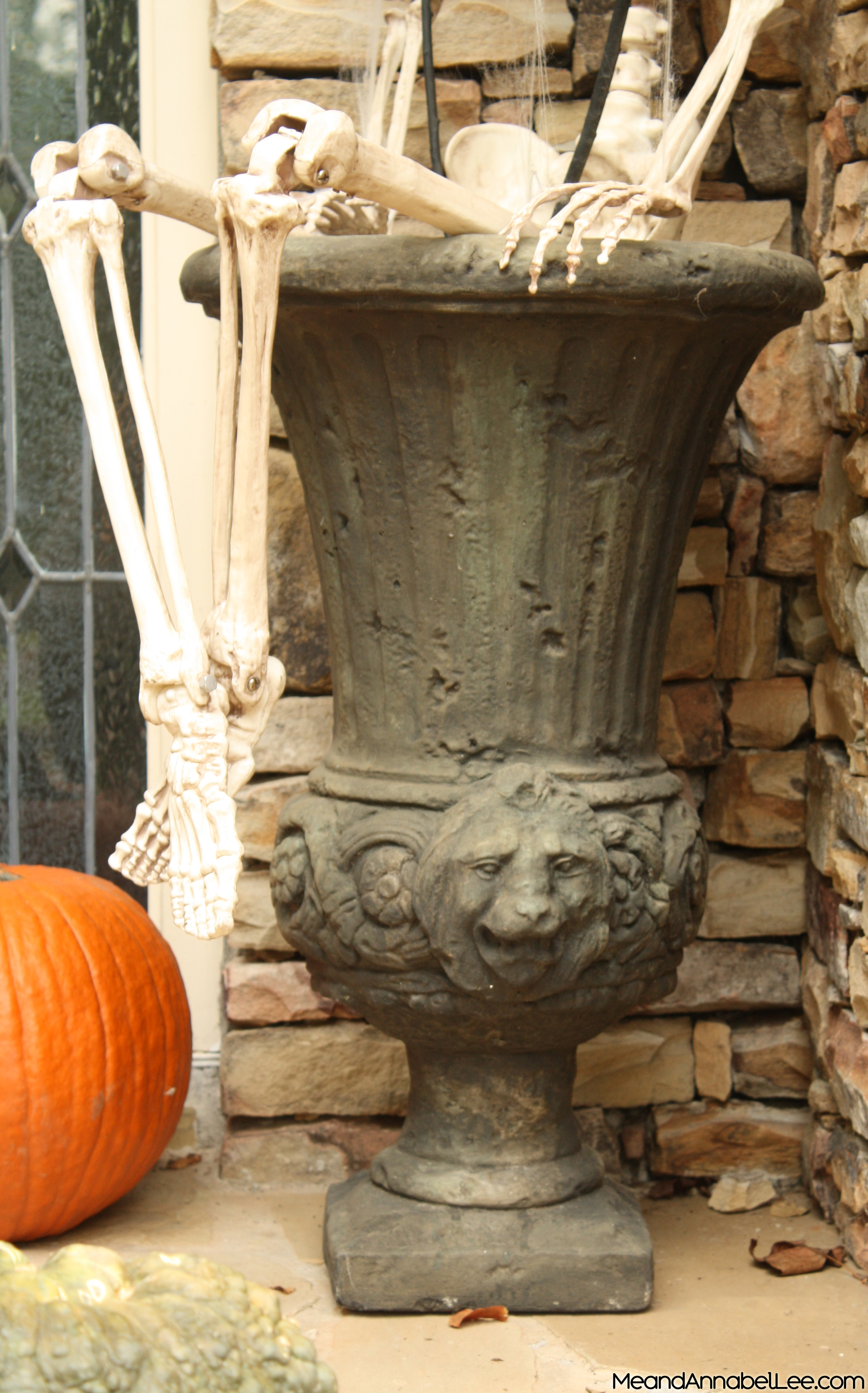 Halloween Front Entry Decor - Antique Lion's Head Urn - www.MeandAnnabelLee.com