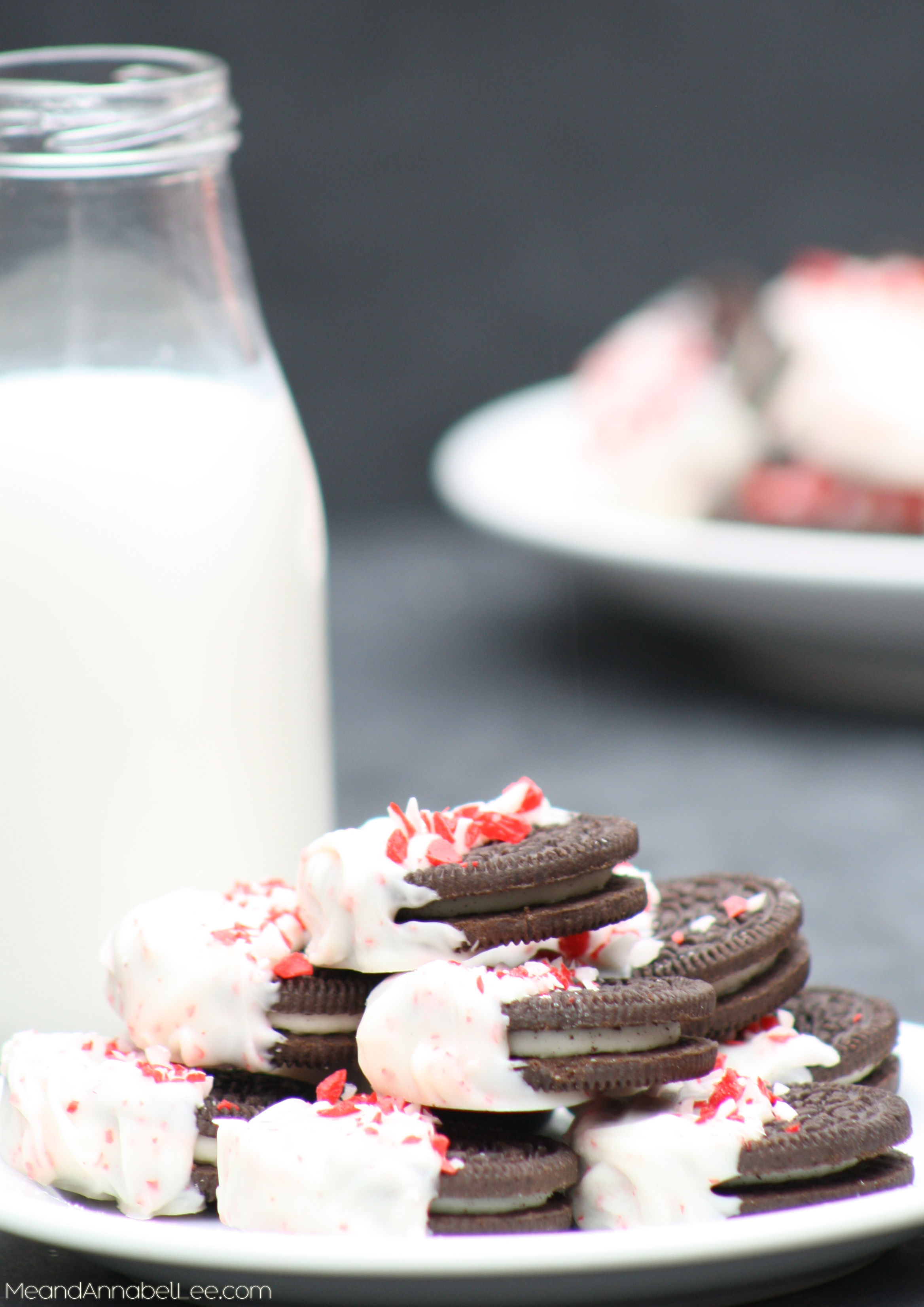 Candy Cane Dipped Oreo Cookies..... www.MeandAnnabelLee.com