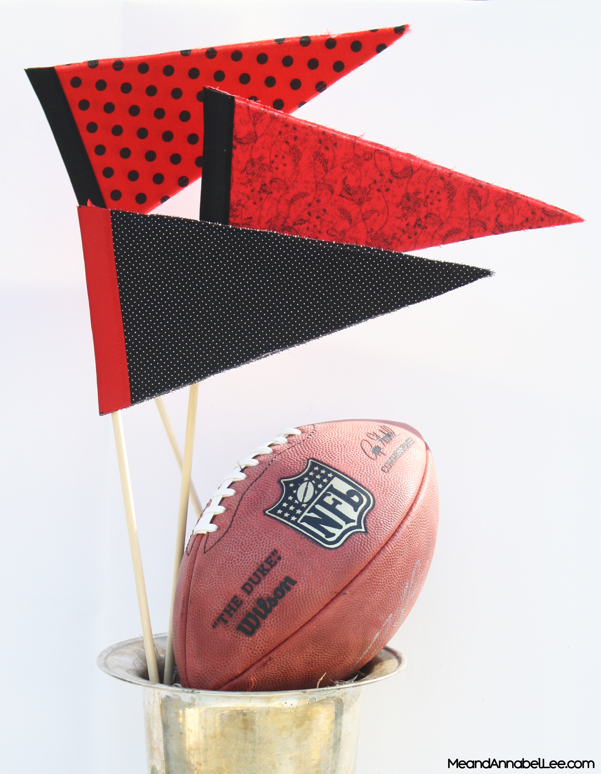 DIY Team Color Pennant Flags - Super Bowl Party - Football Party Decorations - Super Bowl LI Atlanta Falcons vs New England Patriots - www.MeandannabelLee.com