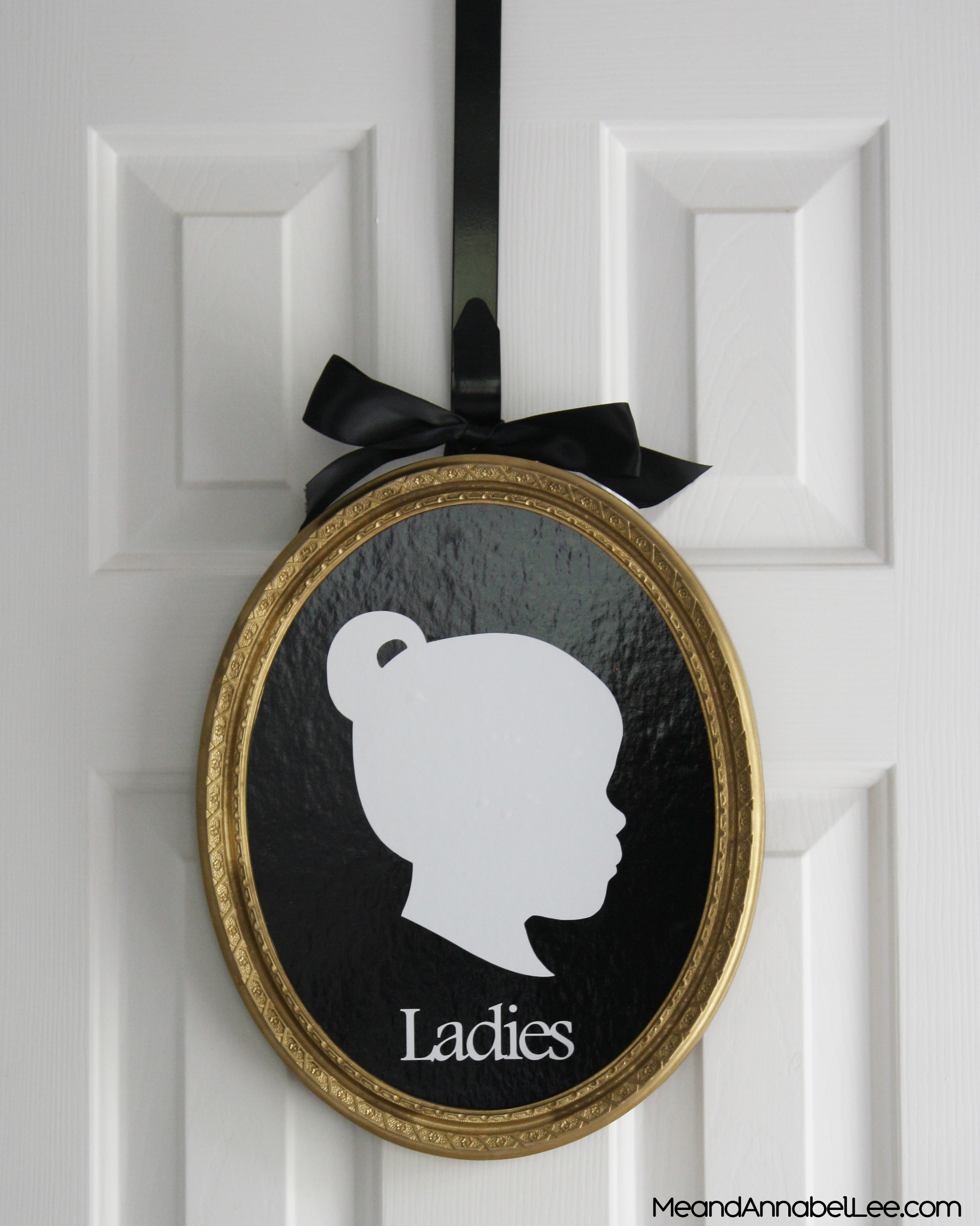 Victorian Wedding Details - Ladies & Gents Victorian Cameo Silhouette Bathroom Signs - Goth It Yourself - Vintage Gothic - Black & White & Gold Wedding Planning
