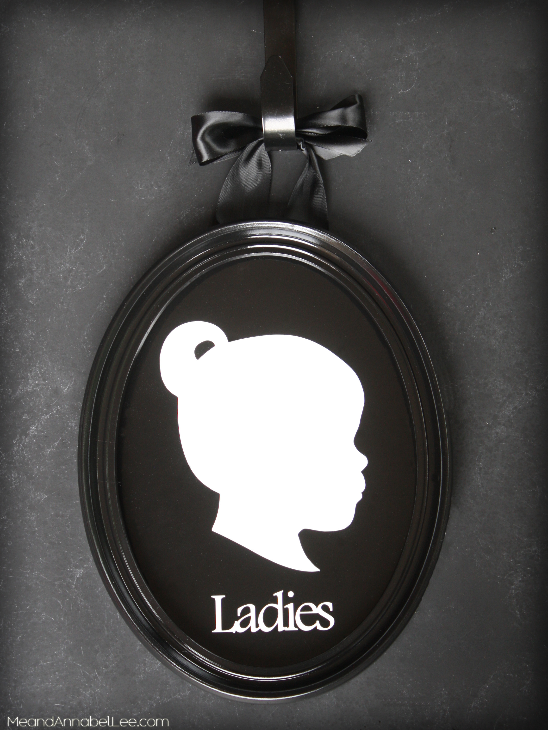 Victorian Wedding Details - Ladies & Gents Victorian Cameo Silhouette Bathroom Signs - Goth It Yourself - Vintage Gothic - Black & White & Gold Wedding Planning