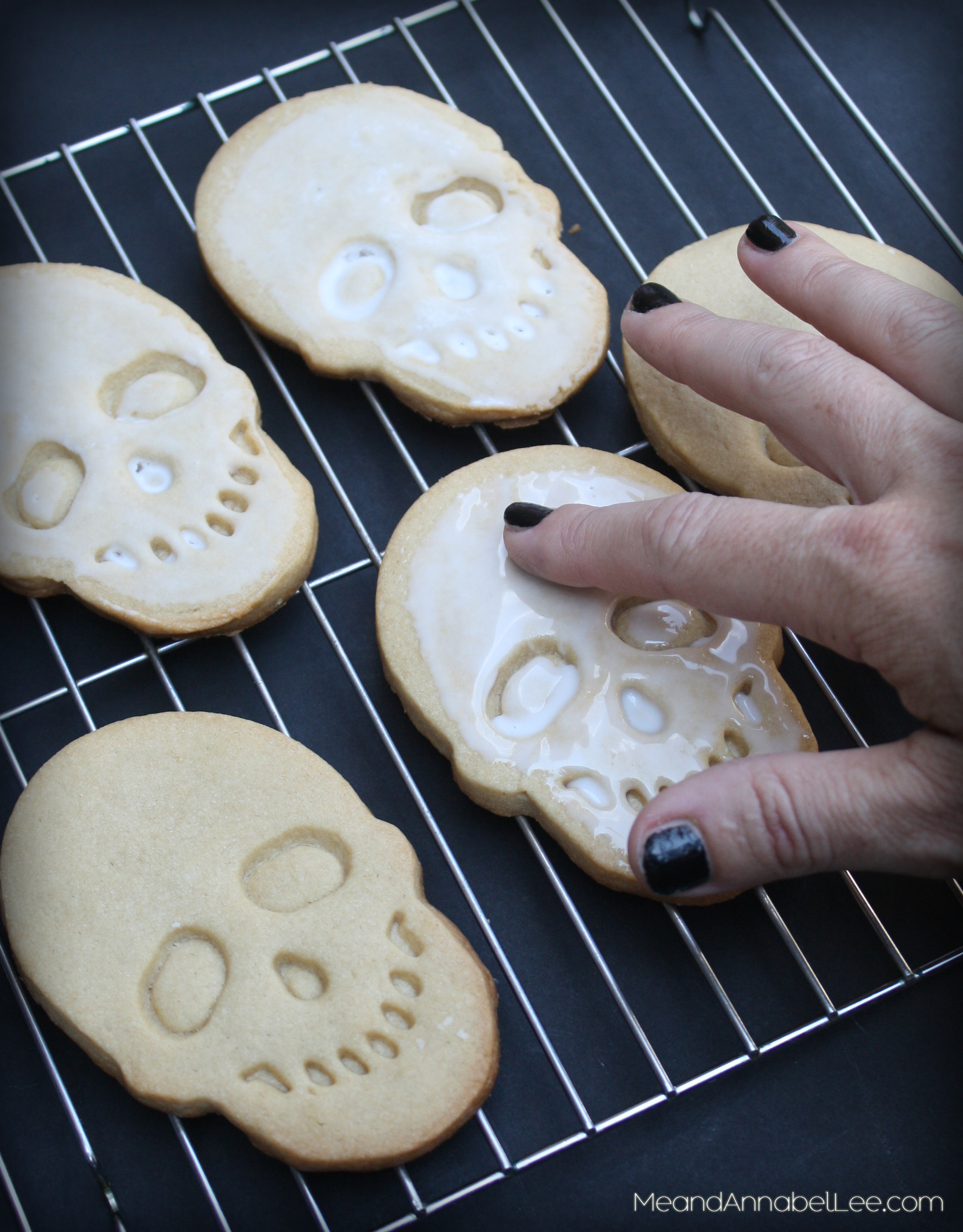 Halloween Skull Cookies - Wilton Edible Write and Cookie Icing - Vanilla Sugar Cookie Recipe- gothic Baking | Me and Annabel Lee