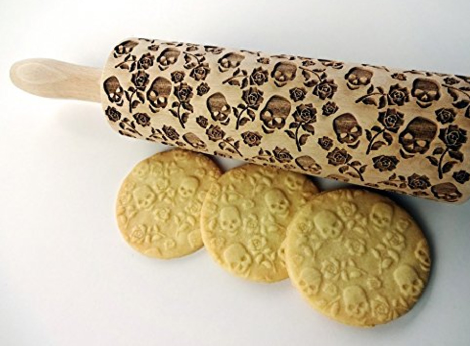 Goth it yourself Embossed skull & roses shortbread cookies.... Skull Pattern Rolling Pin - www.MeandAnnabelLee.com - Blog for all things Dark, Gothic, Victorian, & Unusual
