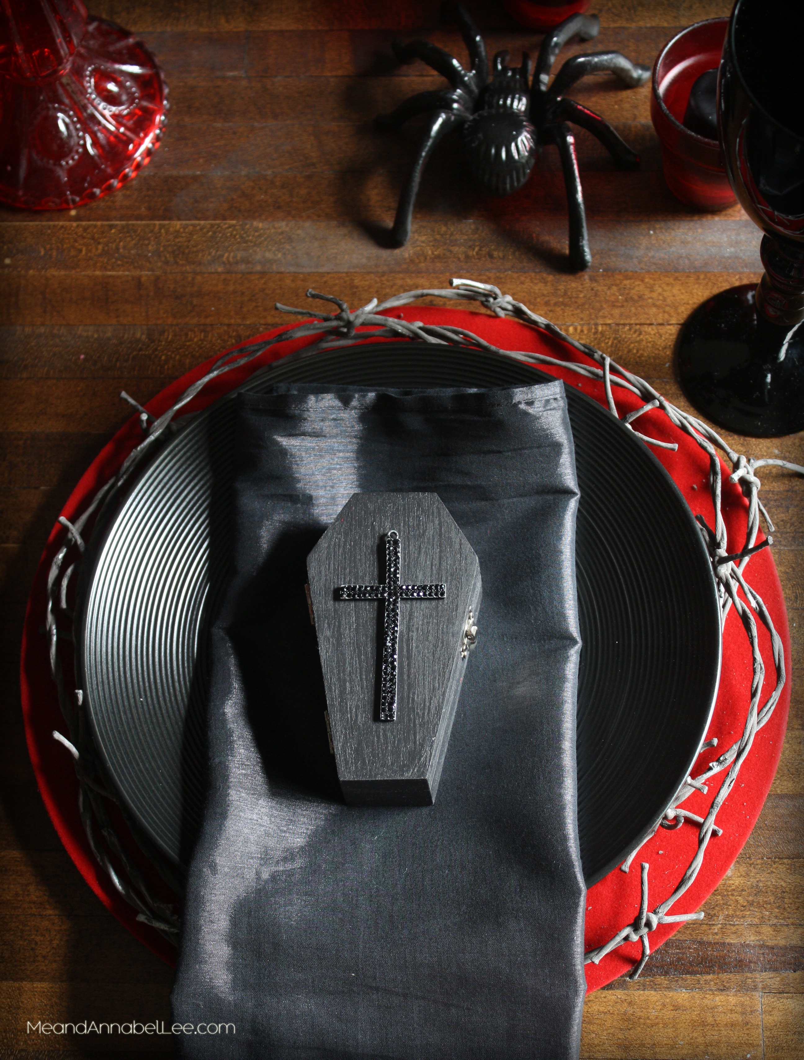 Vampire Dinner Party Place Setting | Coffin | Halloween Party Decor | Red & Black Table | www.meandannabellee.com