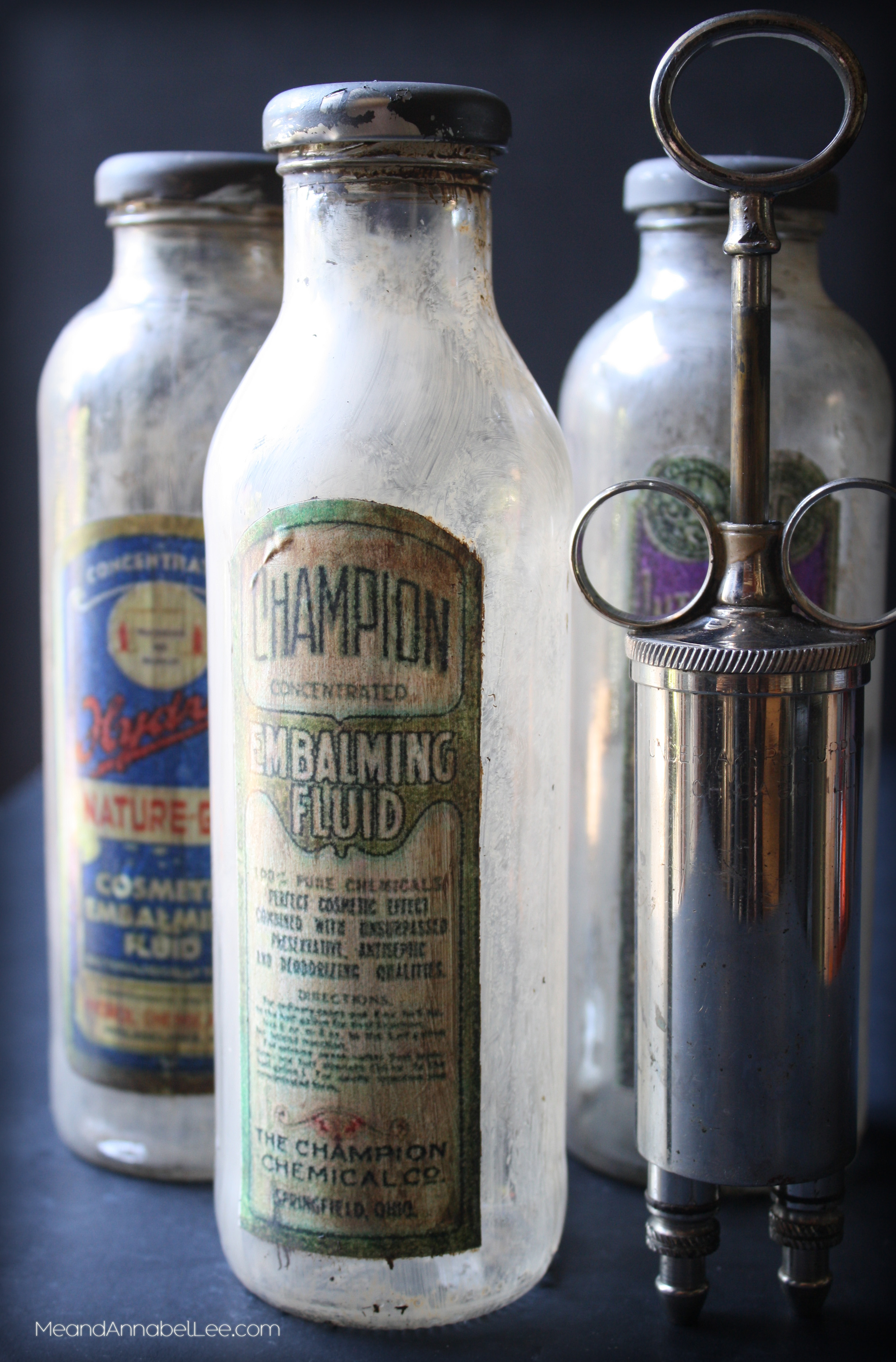 DIY Antique Embalming Fluid Apothecary Bottles | Halloween Decor | www.MendAnnabelLee.com
