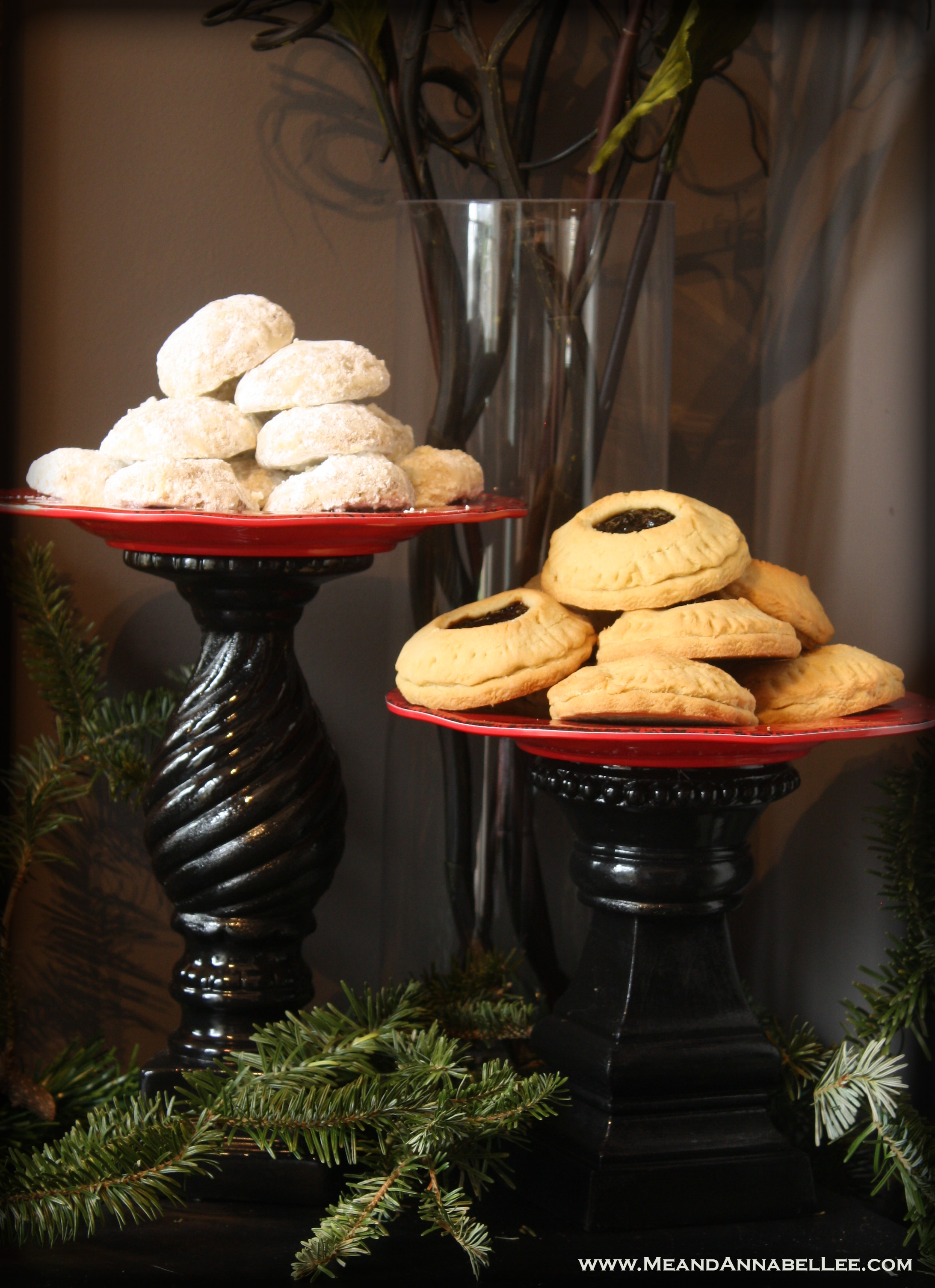 DIY Red and Black Gothic Dessert Stand | Christmas Cookie Tray | Goth it yourself | Gothic Decor | www.MeandAnnabelLee.com