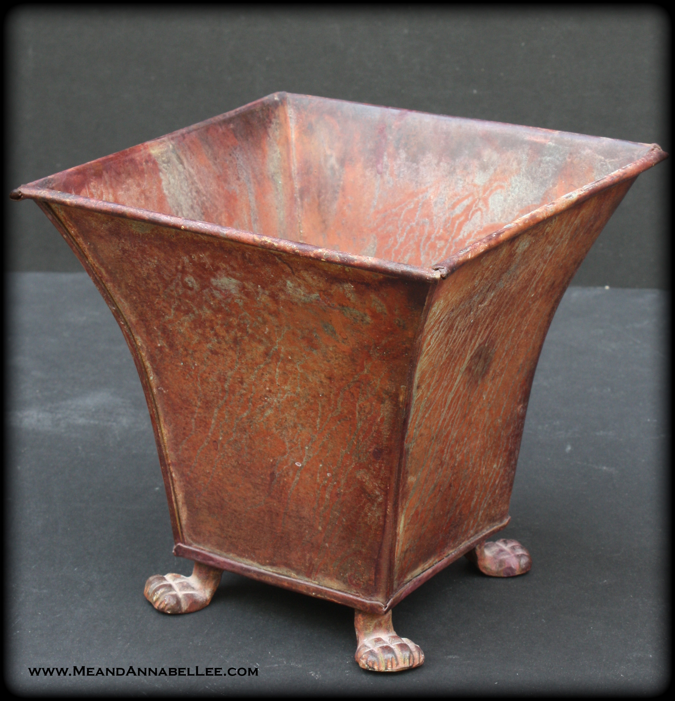 Trash to Treasure - Transform a Clawfoot Metal Planter into a Vampire Bat Trinket Box - www.MeandAnnabelLee.com