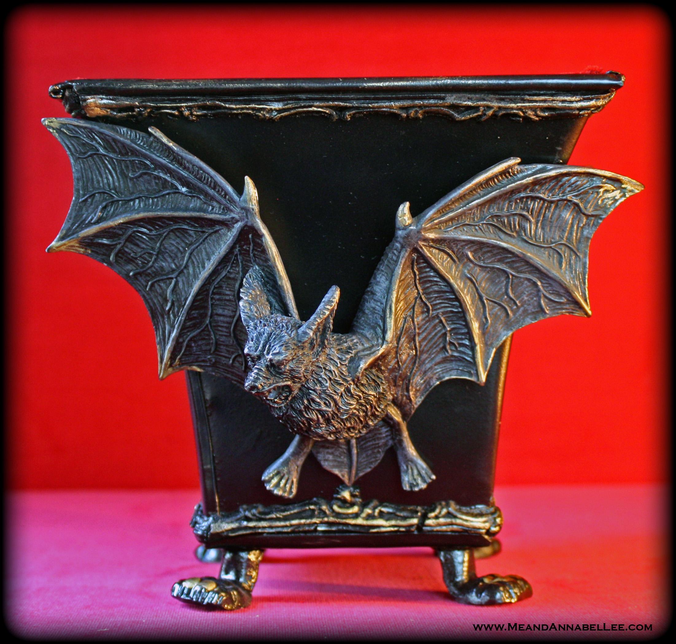 Transform a Clawfoot Metal Planter into a Vampire Bat Trinket Box - www.MeandAnnabelLee.com