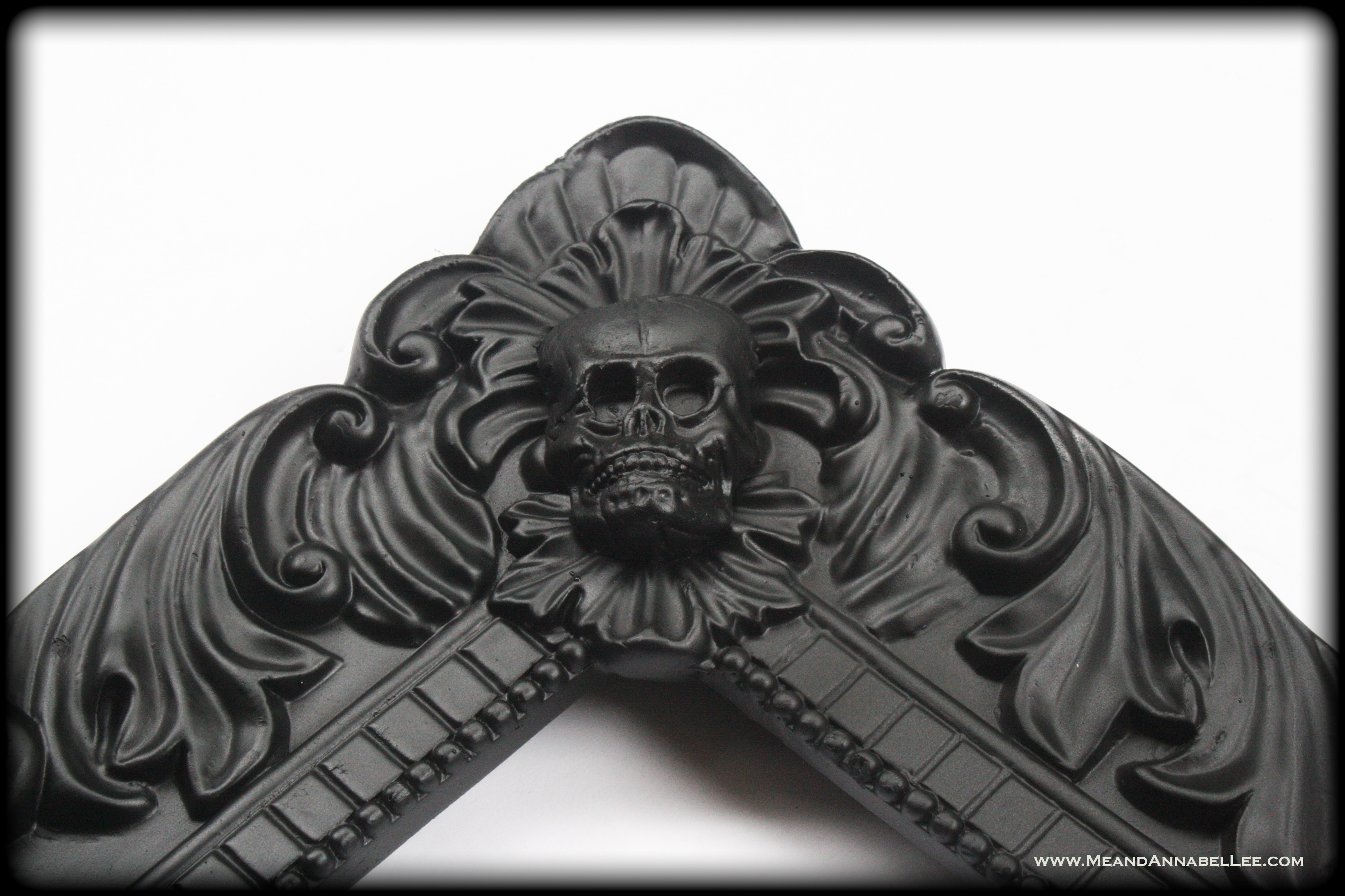 DIY Black Baroque Gothic Skull Frame | www.MeandAnnabelLee.com