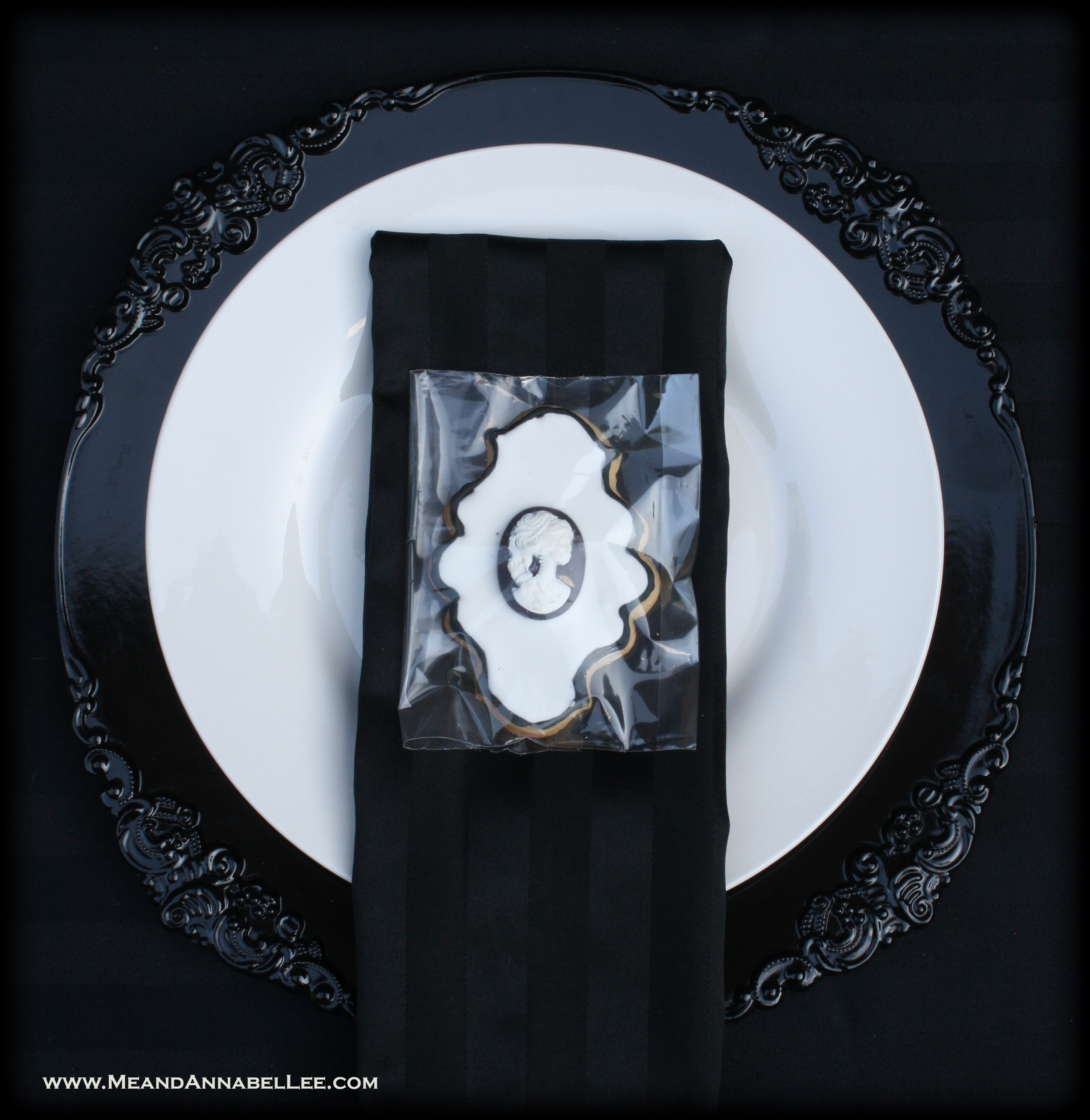 Edible Wedding Favors | Victorian Gothic Skeleton Cameo Cookies | Black & White Wedding Place Setting | www.MeandAnnabelLee.com