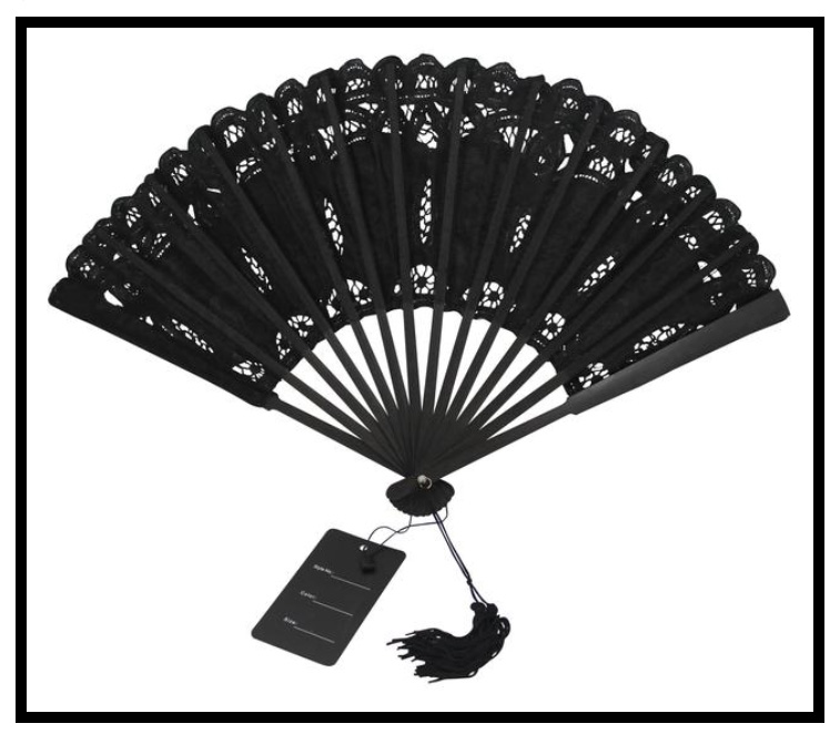 25 Must Have Gothic Summer Accessories for Goths in Hot Weather | Gothic Black Lace Fan | Victorian | 2018 Round up | www.MeandAnnabelLee.com