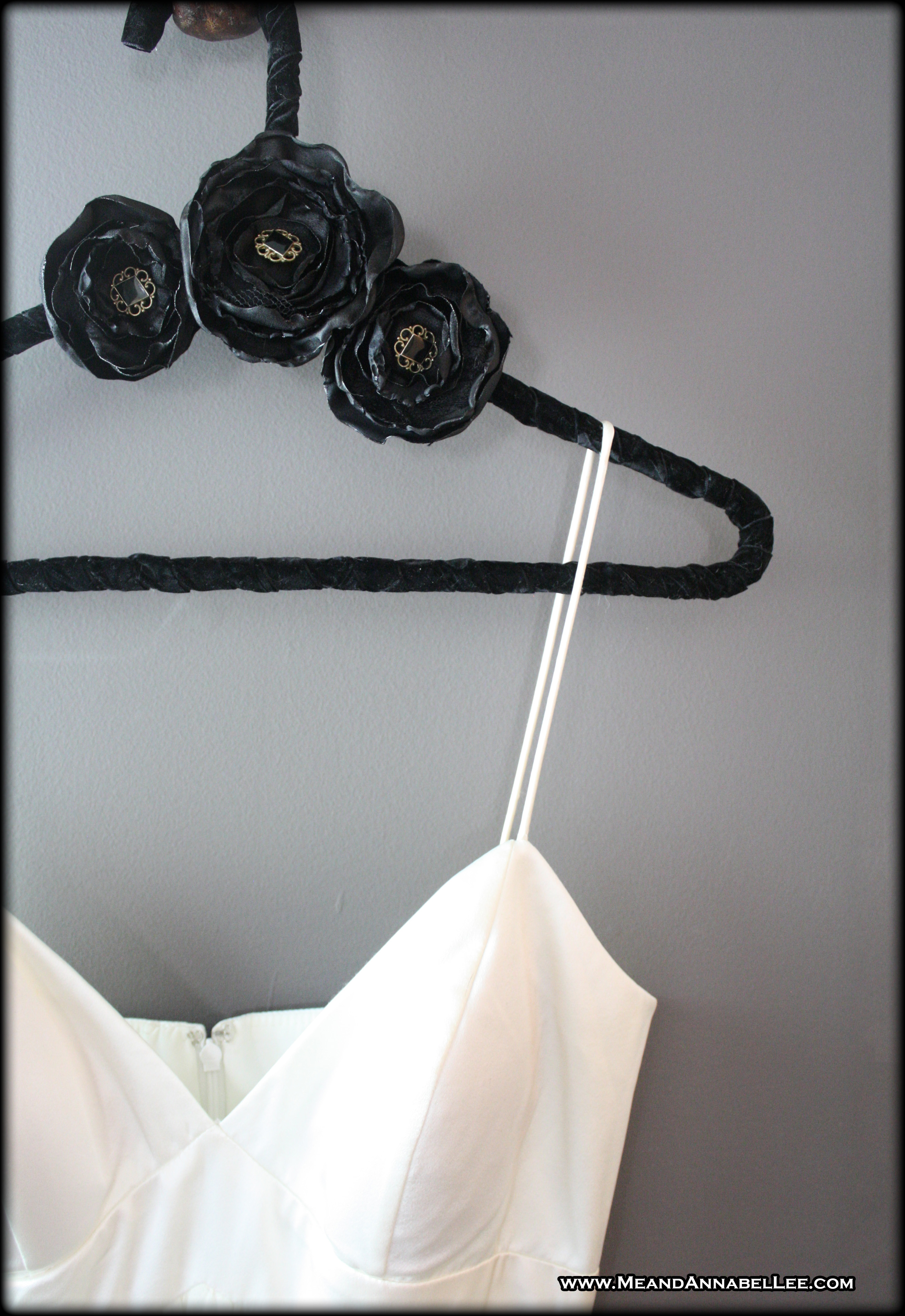 Decorative hangers for wedding dresses hotsell