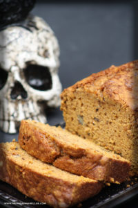 Cursed Pumpkin Bread | Thanksgiving Menu | Fall Baking | www.MeandAnnabelLee.com