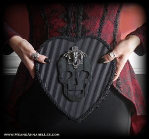 DIY Gothic Valentine Boxes of Chocolates | Black Skull Heart | Dark Romance | www.MeandAnnabelLee.com