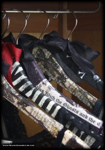 DIY Halloween Decoupage Hangers - How to Mod Podge with Paper Cocktail Napkins | Spooky, Skeletons, Spiders, Stripes | Decorative Wooden Hanger | Goth It Yourself | www.MeandAnnabelLee.com