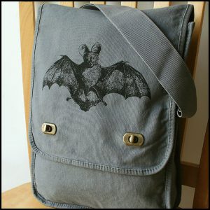 Bat Lover's Shopping & Gift Guide to celebrate Bat Appreciation Day | Bat Canvas Messenger Bag or Laptop Bag | Gothic Fashion Accessories | #standwithsmall Me and Annabel Lee